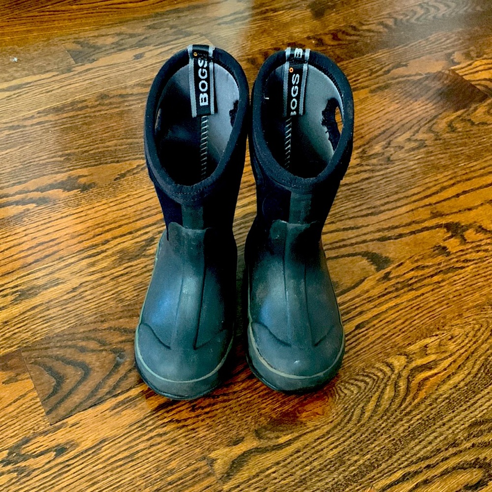 Black Neo-Classic Bogs Boot-Kids